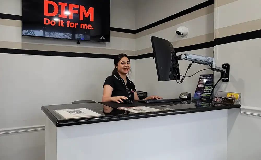 The exterior of Queens Auto Service shop in Elgin.